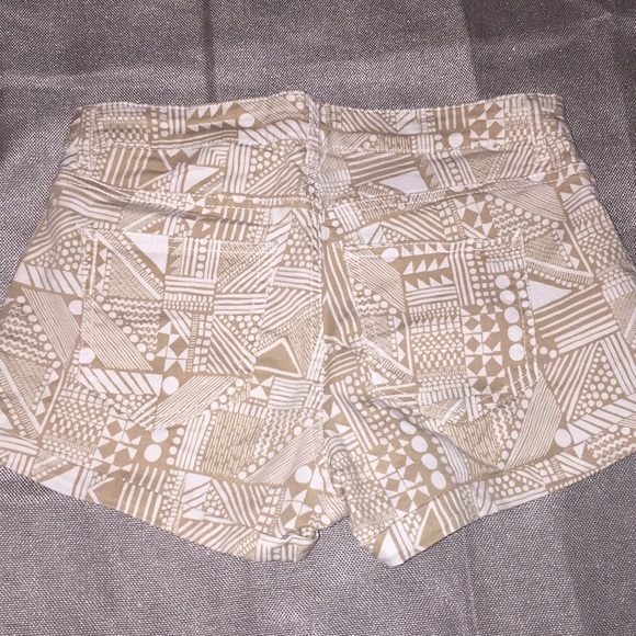 Aztec shorts - Picture 4 of 4